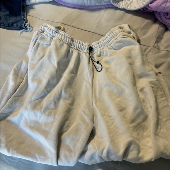 Sweatpants - Picture 1 of 6